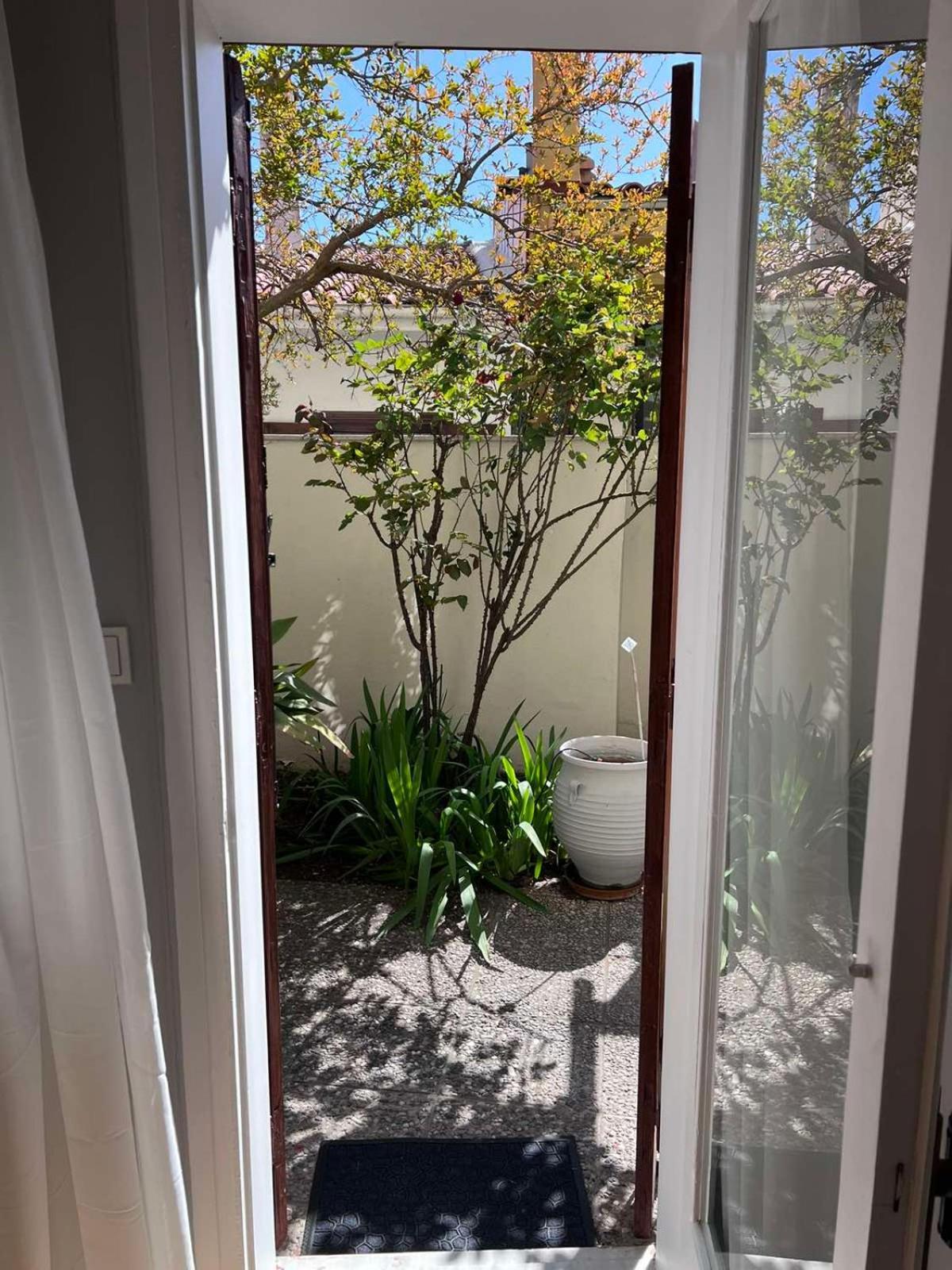 Villa Retro House With Garden In Anopoli Thessaloniki Exterior foto