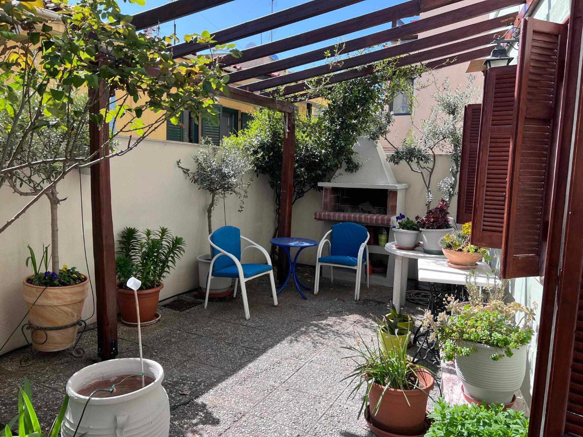 Villa Retro House With Garden In Anopoli Thessaloniki Exterior foto